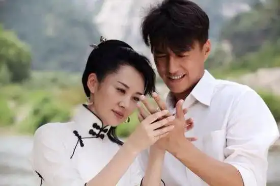 《来势凶猛》杀青 许晴靳东谱写"乱世恋歌"