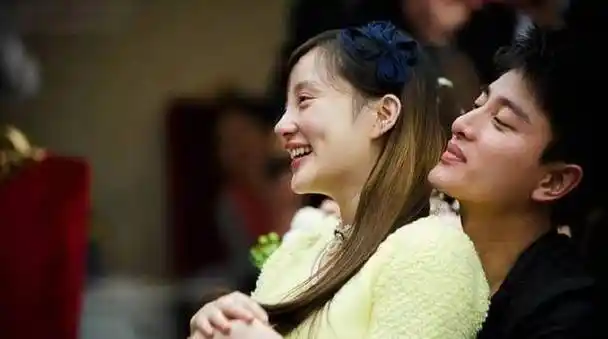 爱这个星座的人注意:他们有时热情似曾志伟,有时暖男似贾乃亮_男生