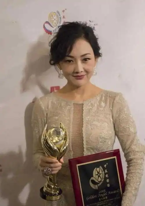 《闯关东》过去16年,12位演员境况差距大,男n号已是一线明星