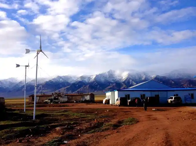 探阿尔金山无人区,穿越塔克拉玛干沙漠(2013)