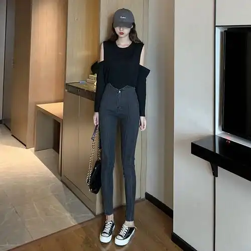 时尚高腰紧身显瘦小脚裤女夏季新款休闲牛仔裤打底裤子潮 黑色上衣 l