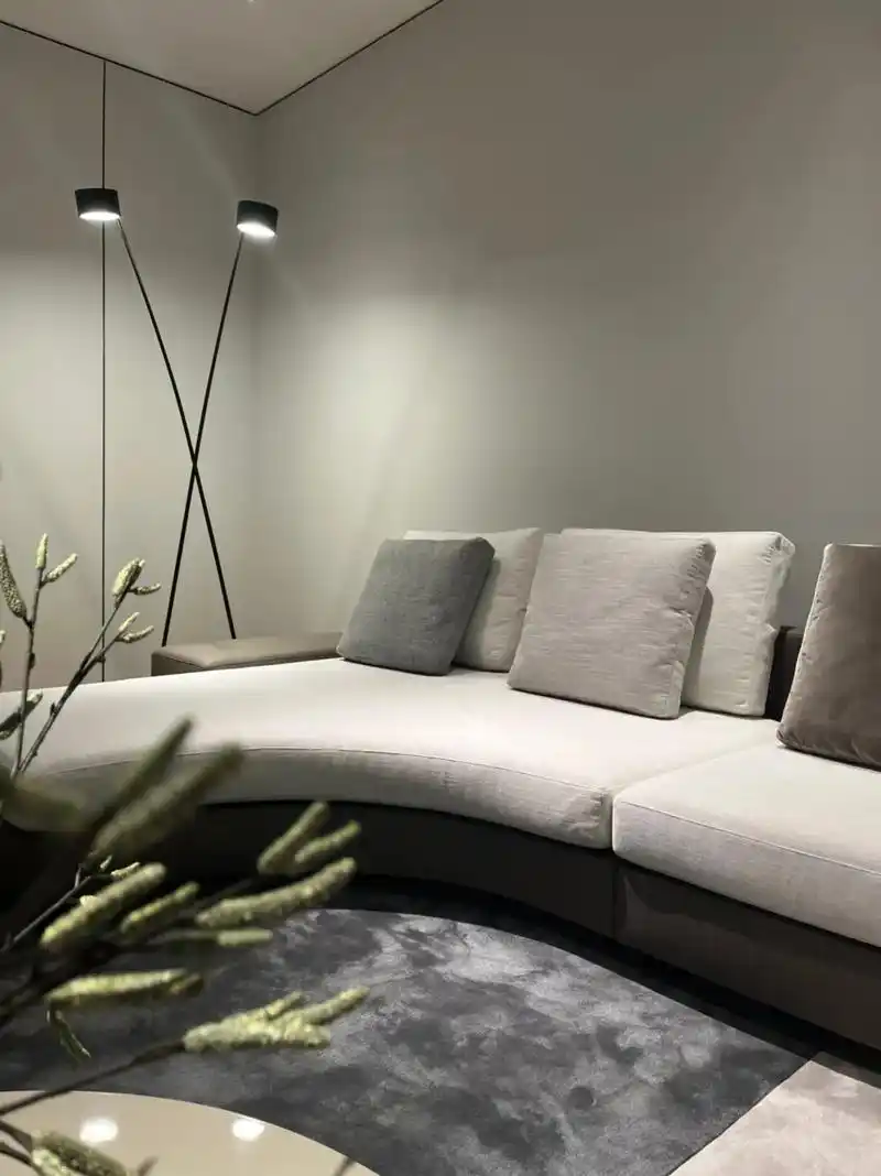 daniels丹尼尔斯沙发打破了传统直角