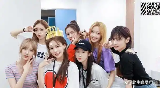 硬糖少女303在人气和关注度上与前辈组合火箭少女101有一定的差距