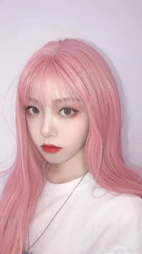 求粉发美女头像!