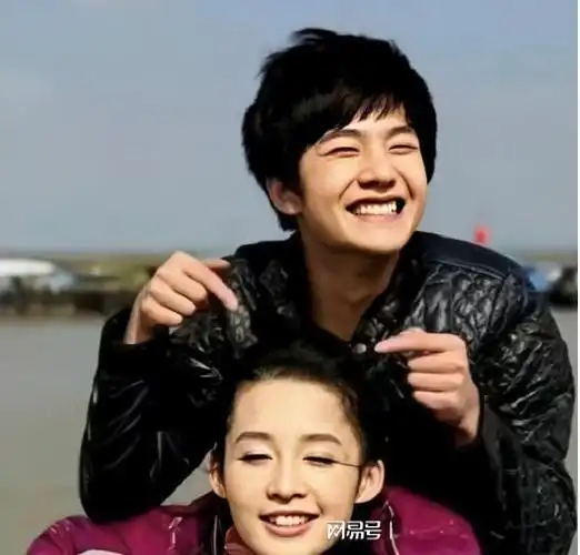 被国家秘密培养20年李沁转头就进了娱乐圈这或许和杨洋有关