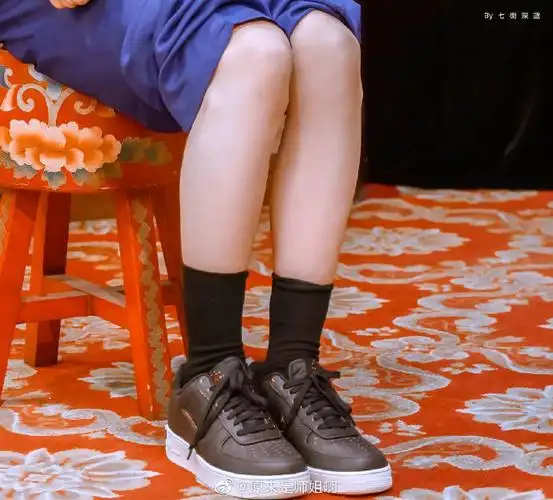 还没有腿毛@范丞丞adam0616cr:七街深蓝