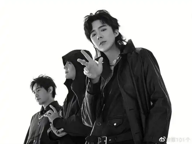 祝摩登兄弟八周年快乐