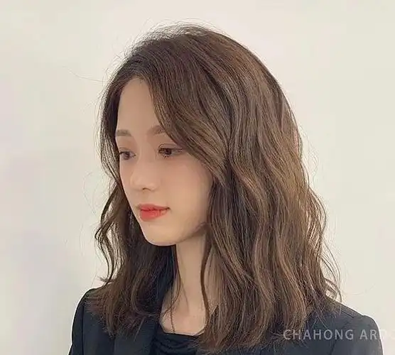 中短卷发太可爱2020年春夏锁骨卷发范本推荐