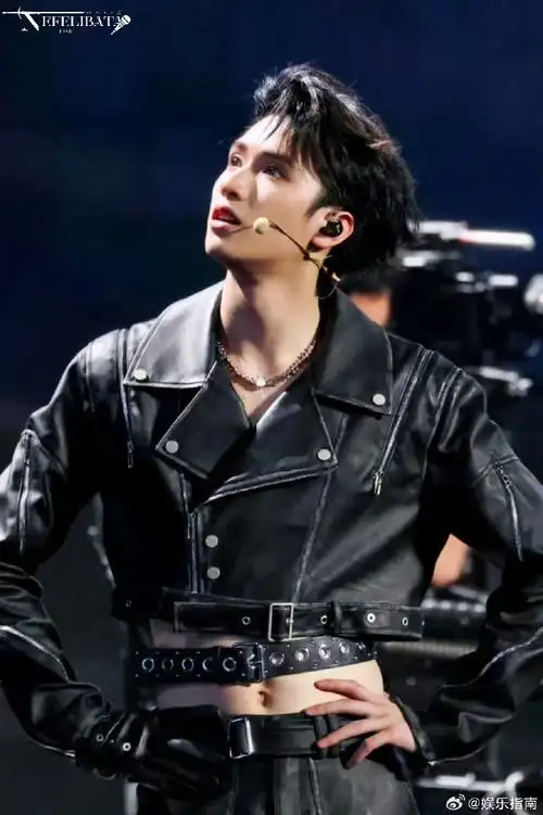 严浩翔皮带腰封