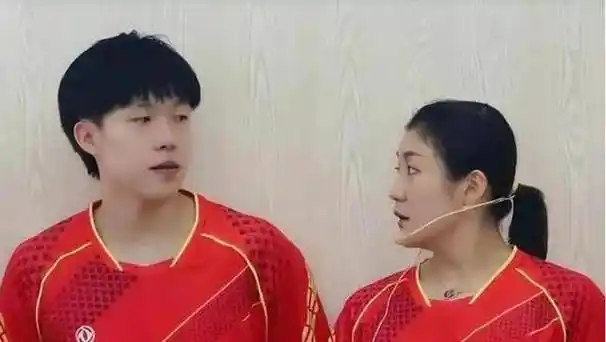 29岁国乒冠军宣布恋情,男友竟是混双搭档_朱雨玲_陈梦_情侣