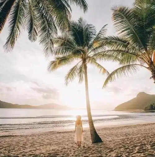 背影大片!出门游玩,这样拍照也能张张美如画!