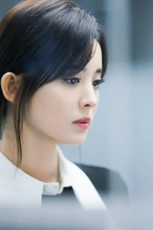 古力娜扎超话娜扎超话#娜扎风暴舞周子萱#工作中一丝不苟雷厉风行