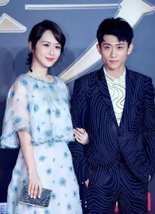 帮助白鹿和许凯,比如帮助吴谨言解释为什么她这么久都没有出现在剧组