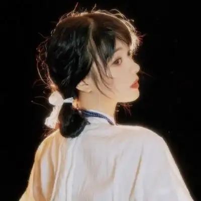 落入人间的天使女生绝美意境头像顶着一切依旧热爱生活才是真的苦