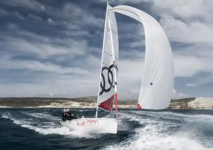 选择了大海就去乘风破浪