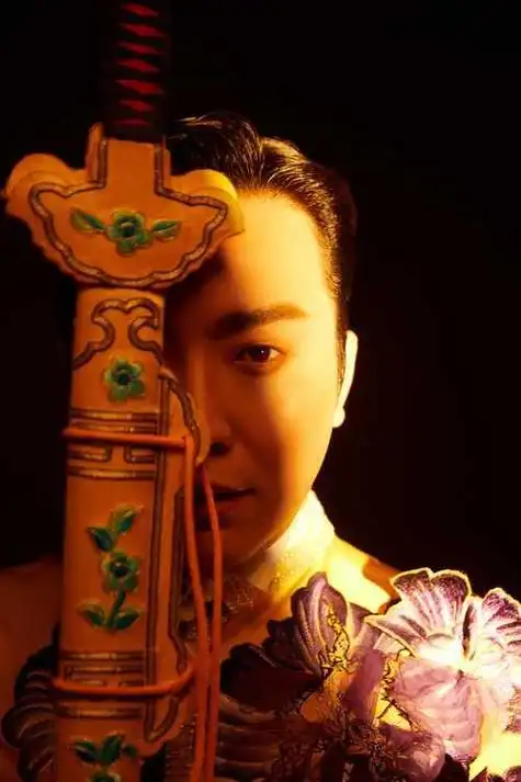 这一次,"跳梁小丑"李玉刚"跌落神坛",不再被世人宽容