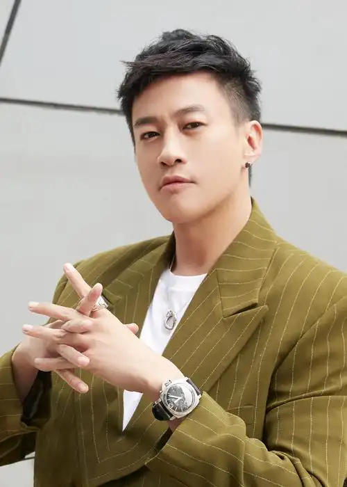 《谁在你身边》三月开拍 导演何润东:严格加强防疫措施|新冠肺炎_新浪