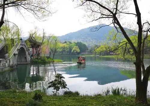 杭州西湖外围风景实拍于2019.3.25