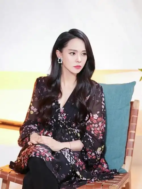 高清美图伊能静