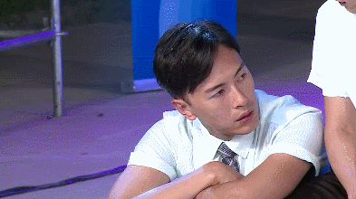 真心英雄郑元畅交谈摇头gif动图_动态图_表情包下载_soogif