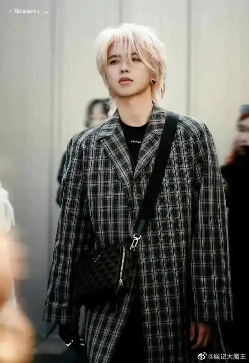 网传thenext拟邀权志龙蔡徐坤