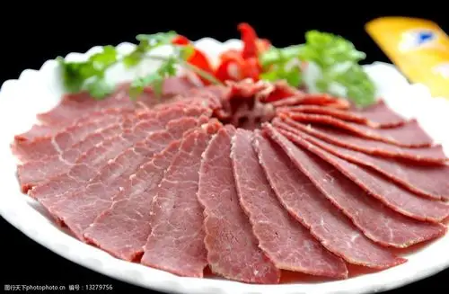 均莲干巴牛肉图片