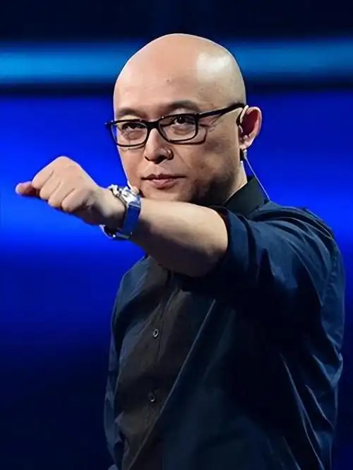 事实证明逐渐消失的主持人孟非已经走上了另一条大道