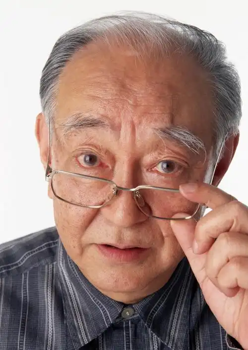 老人面部表情图片第6张