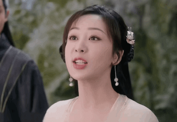 撞脸引争议|演员|家有儿女|热门话题_网易订阅