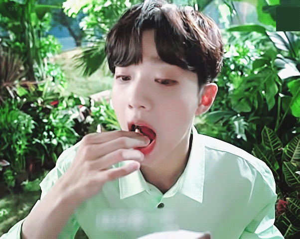 赖冠霖小时候太可爱了吧