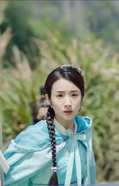 小女花不弃 林依晨