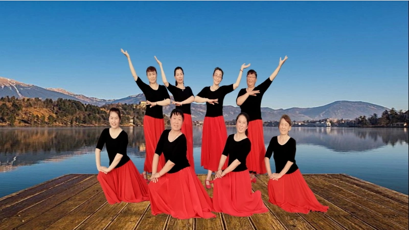 悠悠广场舞《吉祥欢歌》八人队形版