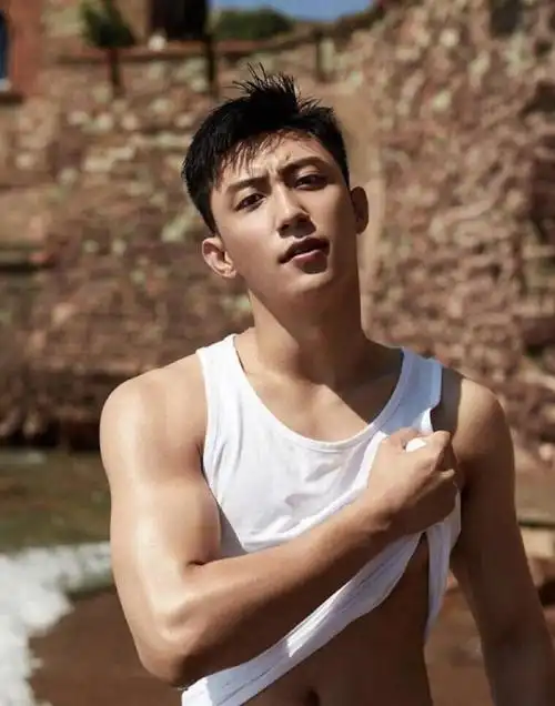 男明星健身图鉴丨馋他身子你和爱豆的距离只差这一步