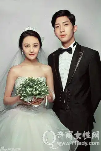 井柏然女友护肤品自曝郑爽是理想女友自己单身多年