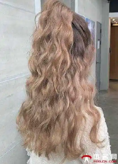 适合及腰长发的卷发烫发图片大全好看有型