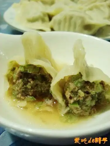 牛肉芹菜馅饺子 油碟(中) ￥13元/份15个 已售73份