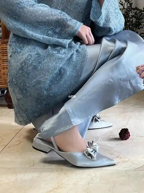 41码大脚妹子看过来