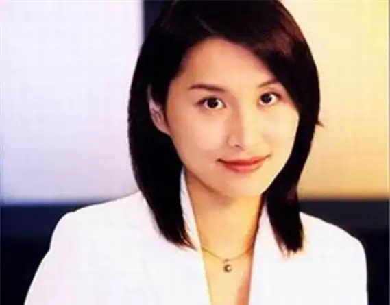 何炅老婆王菁个人资料曝光 非常有爱心的北京女孩