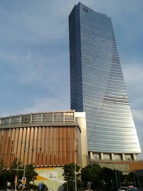 无锡恒隆广场购物攻略,恒隆广场物中心/地址/电话/营业时间【携程攻略