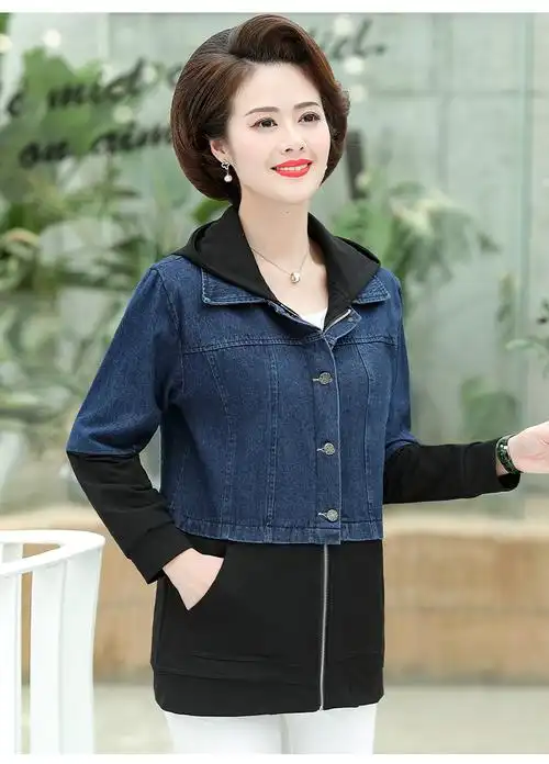 中年妇女牛仔外套宽松牛仔衣妈妈装2020新春装洋气春秋拼接夹克50岁中