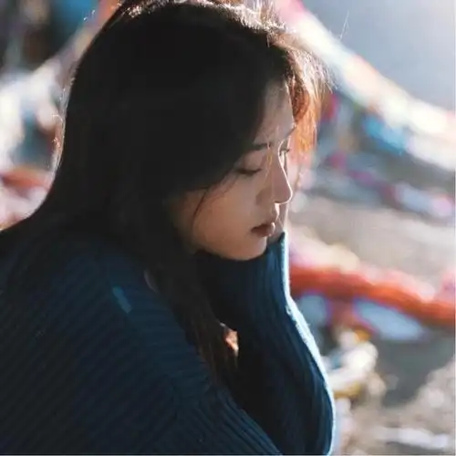 想一个人的头像女