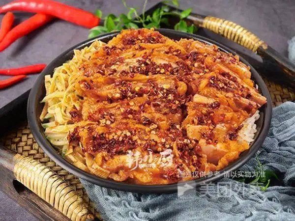 香辣脆皮鸡饭图片