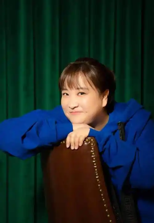 一问一答 | 脱衣舞lisa,贾玲,赵露思,林心如,蔡徐坤,白月光女星和现