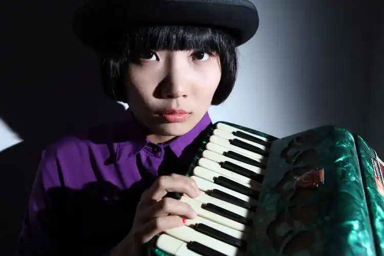 收录于王胜男于2012年1