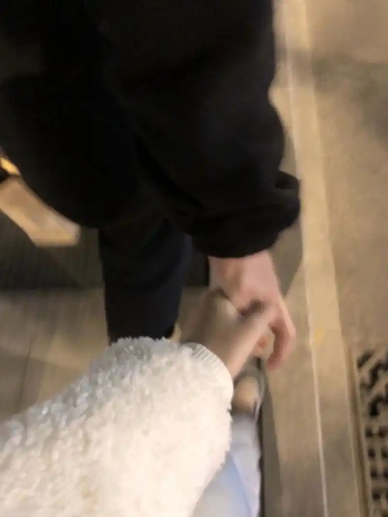 情侣牵手照91 冬天啦,太适合牵手咯! 快快和你宝贝去拍吧!