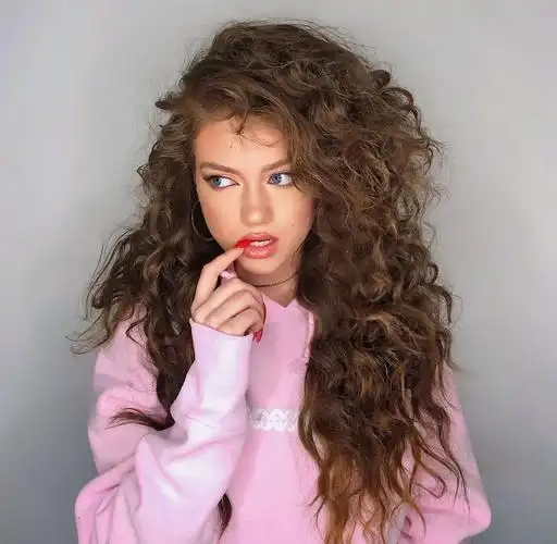 螺旋烫满头小卷发型长发小卷烫图片欣赏