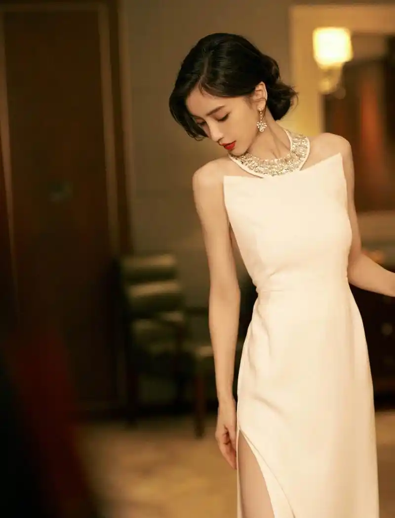 礼服下的杨颖:颜值与气质并存,美出新高度