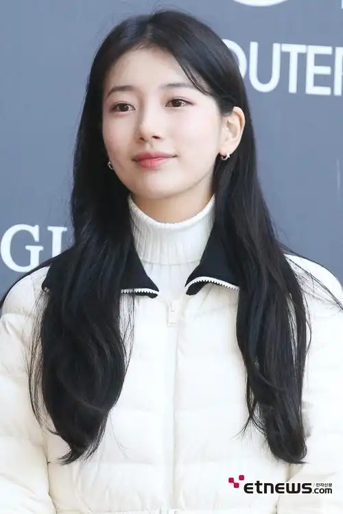 guess feather light快闪店活动新闻图@missasuzy7015#裴秀智新剧