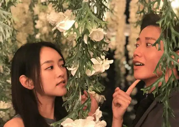 又一对90后明星结婚了,大半个娱乐圈的人送祝福,下一个"任嘉伦聂欢"