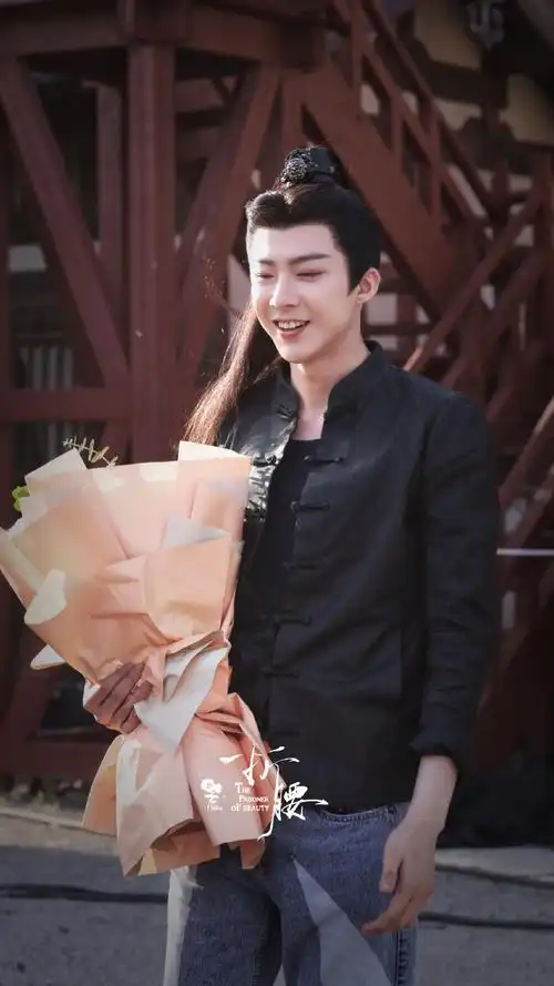 刘宇宁折腰##刘宇宁魏劭##刘宇宁新剧折腰杀青路透